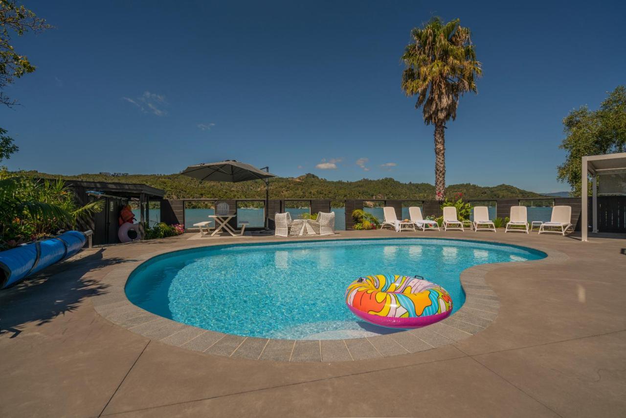 Oceans 88 Whitianga Coastal Suites Kültér fotó