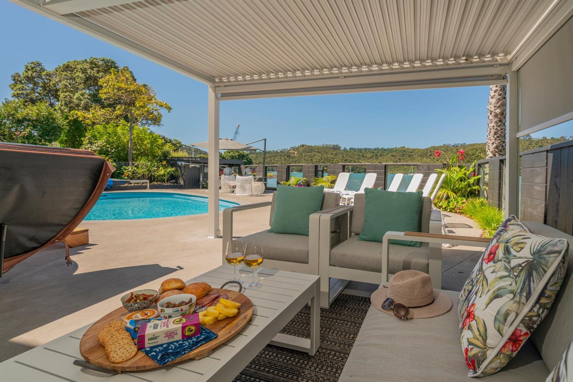 Oceans 88 Whitianga Coastal Suites Kültér fotó