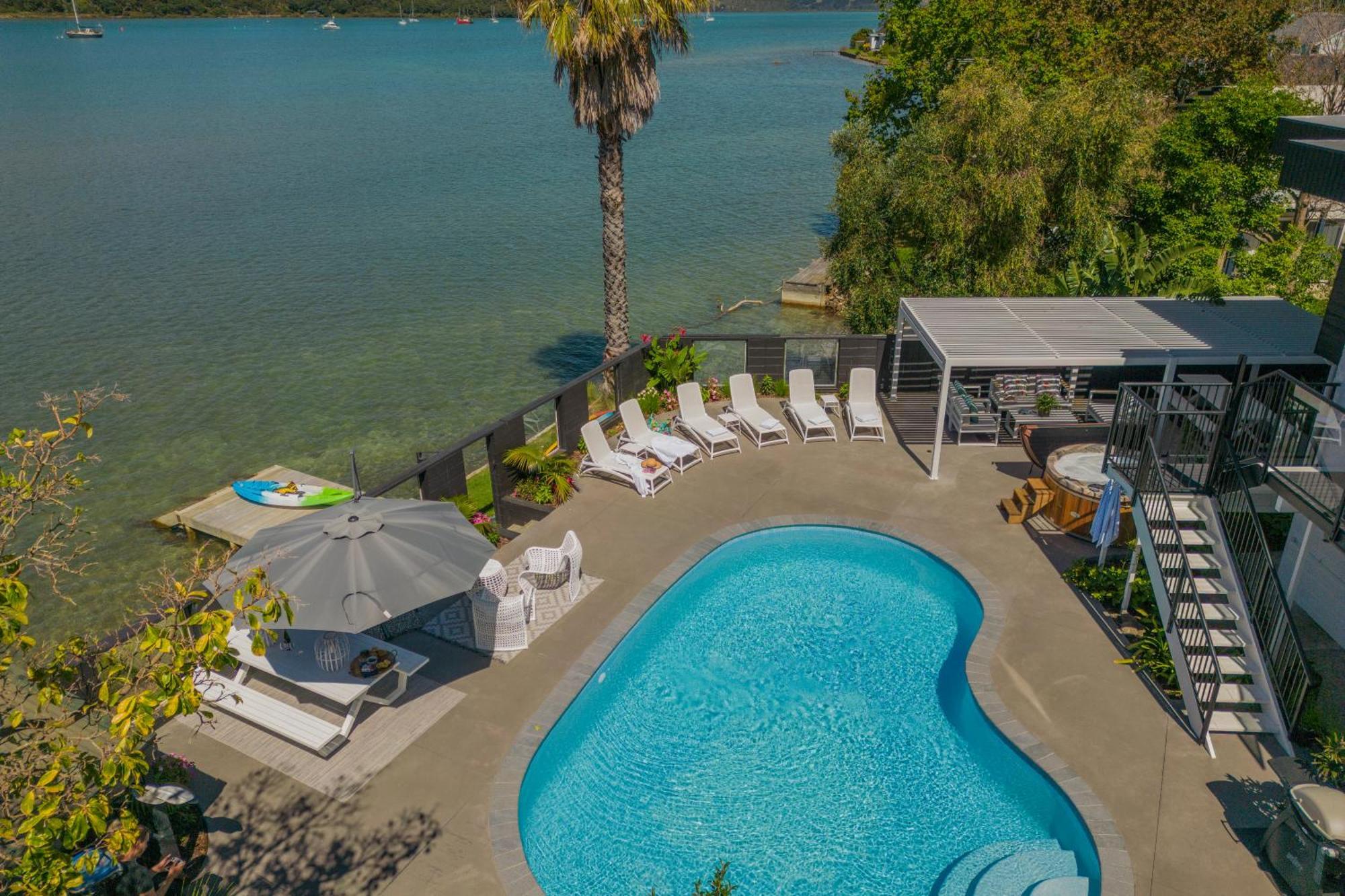 Oceans 88 Whitianga Coastal Suites Kültér fotó